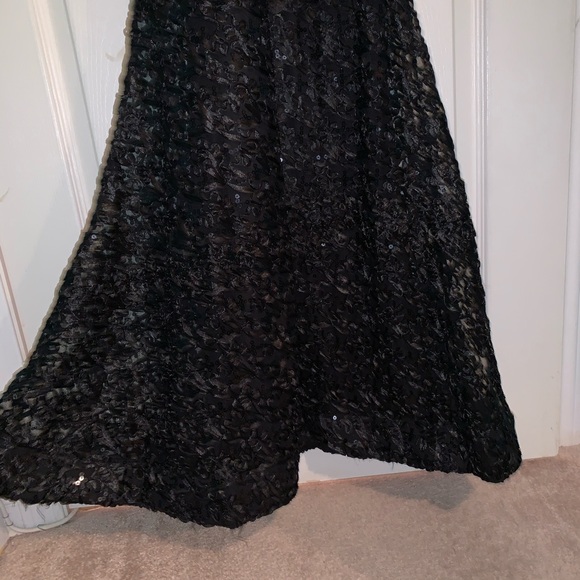 Black backless sequins dress🖤 - Picture 4 of 7